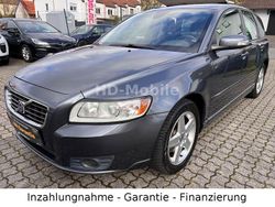Grau Gebraucht 2009 Volvo V50 Momentum Kombi | 5.450 € (Teuer)