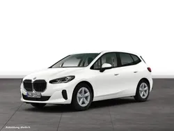 Gebraucht 2024 BMW 220 Active Tourer Luxury Line Van / Kleinbus | 35.157 € (Etwas zu teuer)
