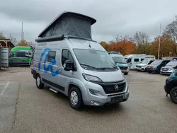 Grau Gebraucht 2023 Hymer Ayers Rock Van | 70.900 €