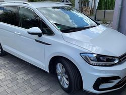 Weiß Gebraucht 2017 VW Touran R-line Van / Kleinbus | 22.199 € (Guter Preis)