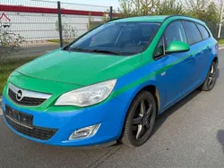 Blau Gebraucht 2011 Opel Astra Design Edition Kombi | 4.399 € (Etwas zu teuer)