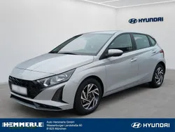 Grau Neu 2024 Hyundai i20 Trend Limousine | 20.280 € (Fairer Preis)