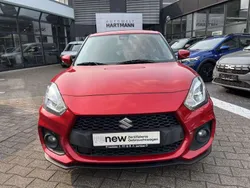 Rot Gebraucht 2018 Suzuki Swift Limousine | 11.990 € (Fairer Preis)