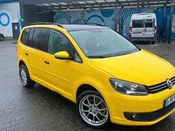 Gelb Gebraucht 2012 VW Touran Van / Kleinbus | 6.950 € (Superpreis)