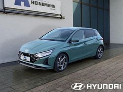 Mangrove green Neu 2025 Hyundai i20 Prime Limousine | 22.888 € (Fairer Preis)