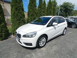 Weiß Gebraucht 2015 BMW 216 Active Tourer Van / Kleinbus | 8.900 € (Etwas zu teuer)