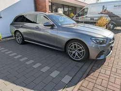 Grau Gebraucht 2022 Mercedes E300 AMG line Kombi | 47.000 € (Teuer)