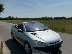 Silber Gebraucht 2002 Peugeot 206 CC Cabrio | 3.299 € (Teuer)