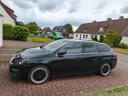 Schwarz Gebraucht 2018 Peugeot 308 GT Kombi | 8.900 € (Guter Preis)