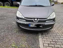Grau Gebraucht 2008 Peugeot 807 Van / Kleinbus | 2.200 €
