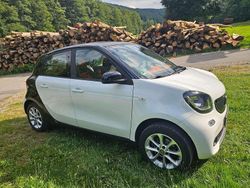 Weiß Gebraucht 2016 Smart ForFour Kleinwagen | 6.900 €