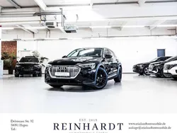 Brillantschwarz Gebraucht 2023 Audi e-tron Ambiente SUV | 42.297 €