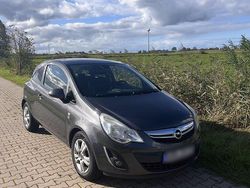 Grau Gebraucht 2012 Opel Corsa Kleinwagen | 3.550 € (Fairer Preis)