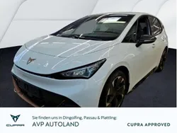Eisweiss Gebraucht 2024 Cupra Born Kleinwagen | 31.770 € (Guter Preis)