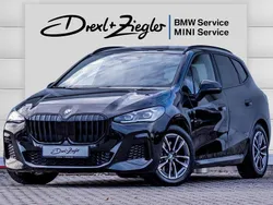 Saphirschwarzmetallic Gebraucht 2024 BMW 223 Active Tourer M Sport Van / Kleinbus | 35.999 € (Guter Preis)