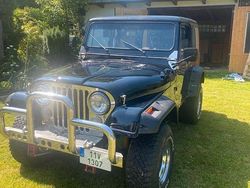 Schwarz Gebraucht 1983 Jeep CJ SUV | 20.500 €