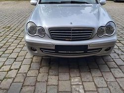 Gebraucht 2006 Mercedes C180 Avantgarde Limousine | 2.490 € (Superpreis)