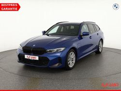 Blau Gebraucht 2022 BMW 330e M Sport Kombi | 32.890 € (Fairer Preis)