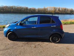 Blau Gebraucht 2015 Kia Picanto DREAM-TEAM Edition Kleinwagen | 5.200 € (Guter Preis)