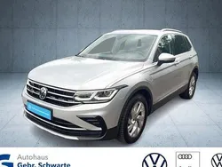 Silber Gebraucht 2021 VW Tiguan Elegance SUV | 30.640 € (Guter Preis)