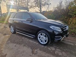 Schwarz Gebraucht 2016 Mercedes GLE250 SUV | 24.800 € (Fairer Preis)
