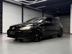 Schwarz Gebraucht 2013 VW Golf VI GTI Coupé | 16.480 €