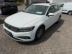 Weiß Gebraucht 2022 VW Passat Conceptline Kombi | 15.490 € (Guter Preis)