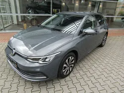 Grau Gebraucht 2022 VW Golf VIII Limousine | 23.590 € (Fairer Preis)