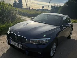 Blau Gebraucht 2019 BMW 118 Advantage Kleinwagen | 20.500 € (Fairer Preis)