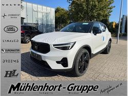 Weiß (crystal white pearl) Neu 2025 Volvo XC40 Ultra SUV | 46.480 € (Fairer Preis)
