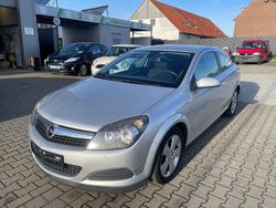Silber Gebraucht 2008 Opel Astra GTC Edition Limousine | 2.750 € (Fairer Preis)