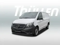 Arktikweiß Gebraucht 2023 Mercedes Vito Van / Kleinbus | 31.523 € (Guter Preis)