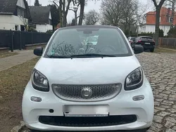 Weiß Gebraucht 2016 Smart ForTwo Coupé Kleinwagen | 8.990 € (Guter Preis)