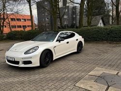 Grau Gebraucht 2014 Porsche Panamera Limousine | 28.000 €