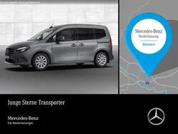 Grau Gebraucht 2022 Mercedes T180 Progressive Van / Kleinbus | 23.990 € (Fairer Preis)
