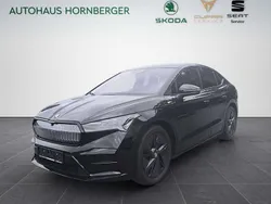 Schwarzmagic perleffekt Gebraucht 2024 Skoda Enyaq iV Lounge SUV | 44.990 € (Fairer Preis)
