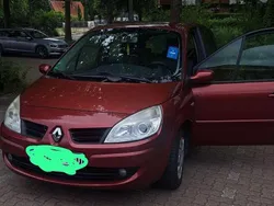 Rot Gebraucht 2008 Renault Scénic II Van / Kleinbus | 1.350 € (Guter Preis)