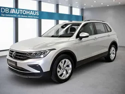 Silber Gebraucht 2022 VW Tiguan Life SUV | 31.360 € (Superpreis)