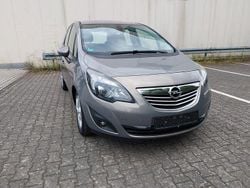 Braun Gebraucht 2011 Opel Meriva Innovation Van / Kleinbus | 4.999 € (Guter Preis)