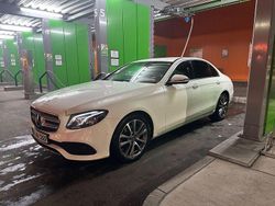 Weiß Gebraucht 2017 Mercedes E200 Avantgarde Limousine | 21.200 € (Fairer Preis)