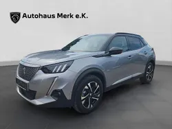 Silber Gebraucht 2021 Peugeot e-2008 GTi SUV | 20.990 € (Teuer)