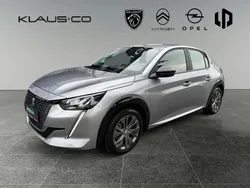 Silber Gebraucht 2022 Peugeot e-208 Active Kleinwagen | 18.590 € (Etwas zu teuer)
