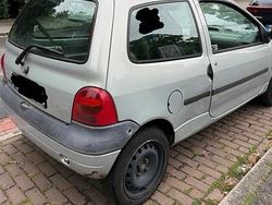 Gebraucht 2002 Renault Twingo Kleinwagen | 750 €