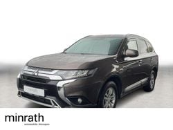 Braun Gebraucht 2019 Mitsubishi Outlander Diamant Edition SUV | 17.530 € (Guter Preis)