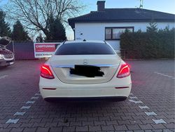 Gelb Gebraucht 2018 Mercedes E200 Limousine | 9.800 € (Superpreis)