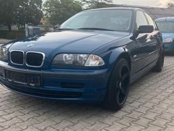 Blau Gebraucht 2001 BMW 316 Limousine | 3.800 € (Teuer)