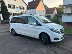 Weiß Gebraucht 2017 Mercedes V220 Edition Van / Kleinbus | 28.500 € (Guter Preis)