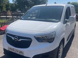 Schwarz Gebraucht 2018 Opel Combo Edition Van / Kleinbus | 9.700 € (Fairer Preis)