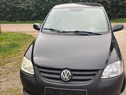 Schwarz Gebraucht 2007 VW Fox Kleinwagen | 1.850 € (Fairer Preis)