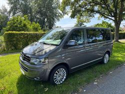 Grau Gebraucht 2015 VW T5 Van | 28.000 €